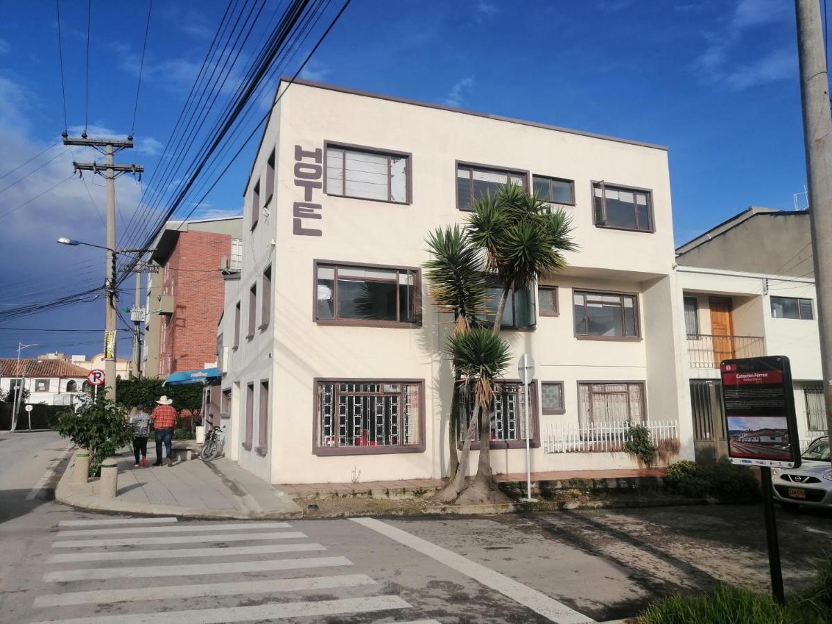 Hotel Rook Inn Paipa Ngoại thất bức ảnh